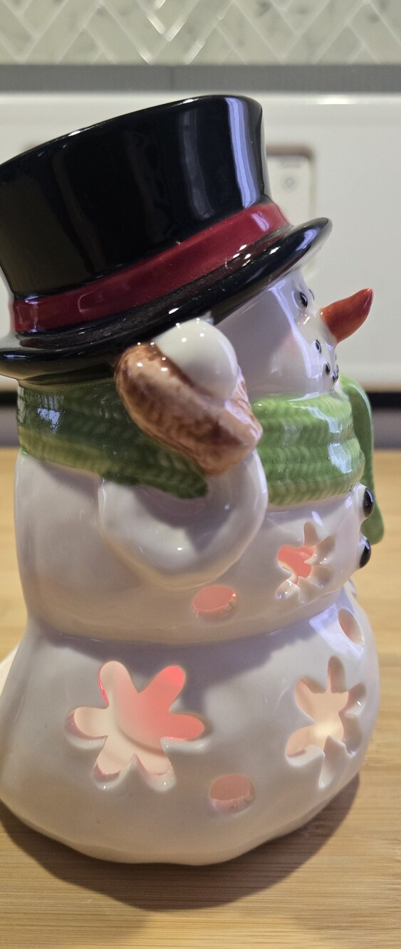 Yankee Candle Snowman Snowball Lantern w/ Black Hat, Green Scarf & Snowballs🕯 - Picture 4 of 9